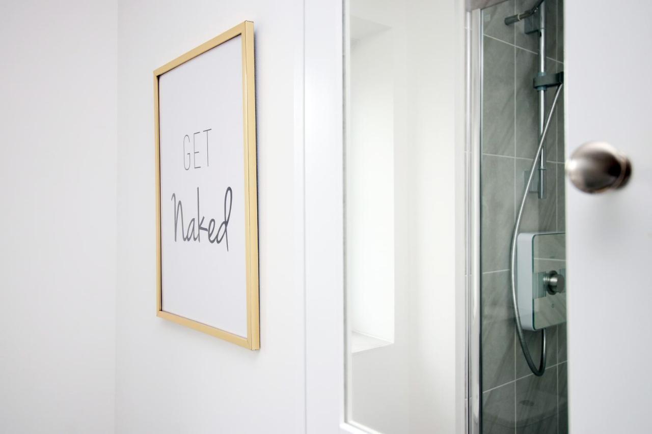 No 43 Stadium Views By Ssw - 2Br, Parking, Sleeps 4, 3Min Walk To Stadium, 10Min Drive To City Centre, Marina And Close To M4 Morriston Eksteriør billede